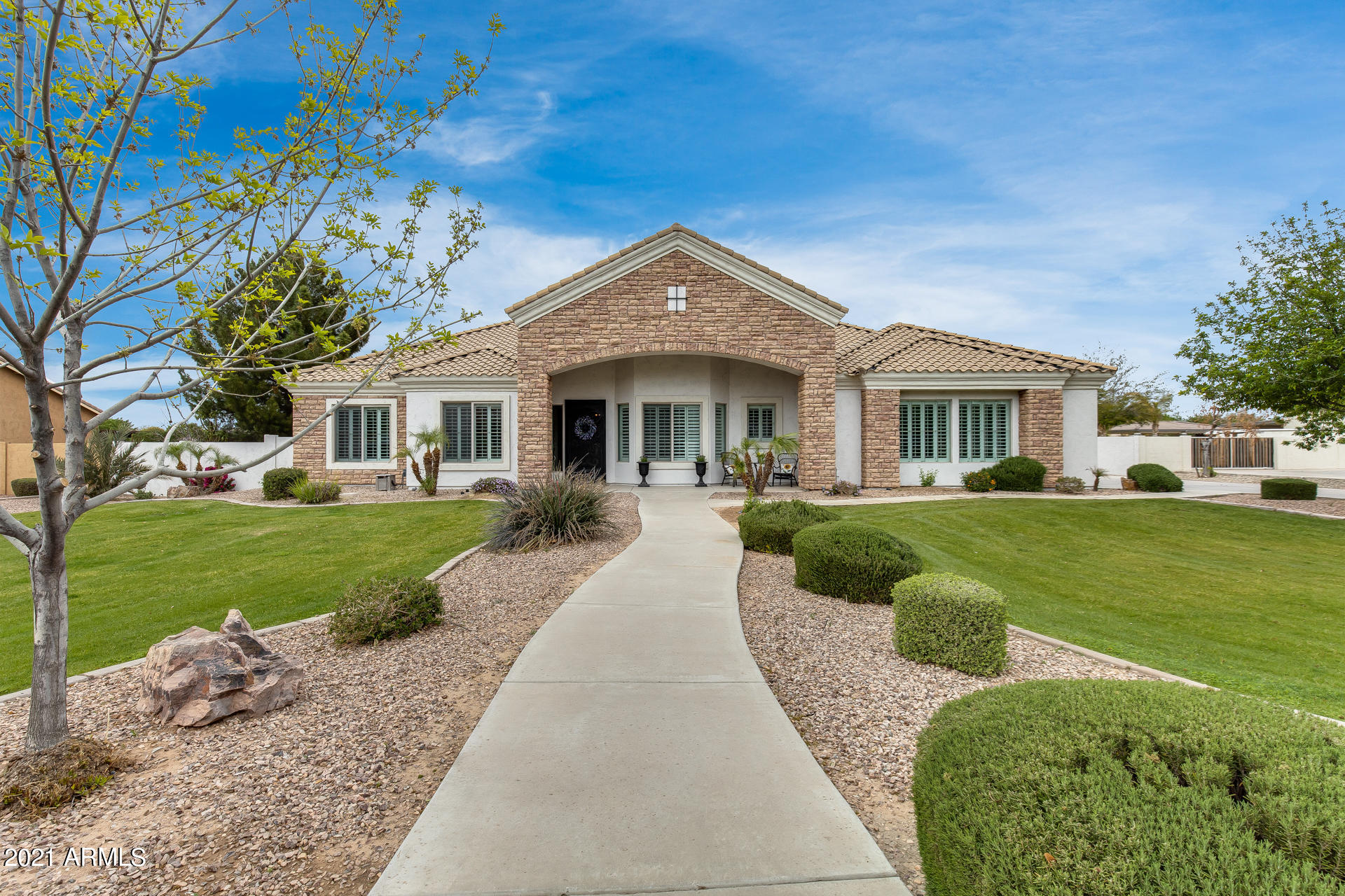 Homes For Sale In Queen Creek With Horse Property